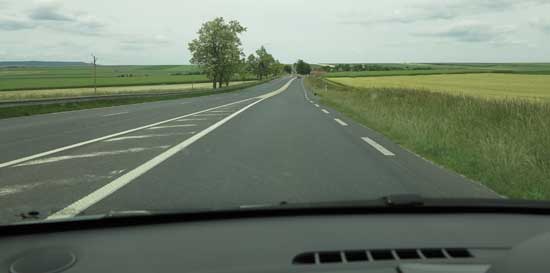 496