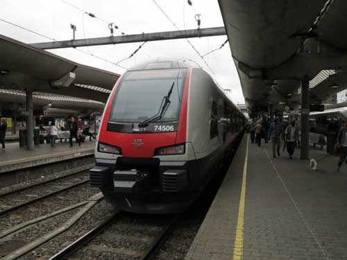 351