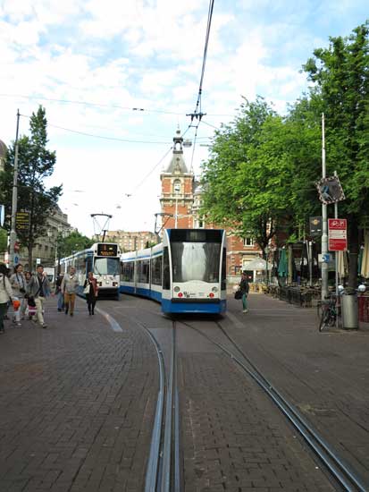256