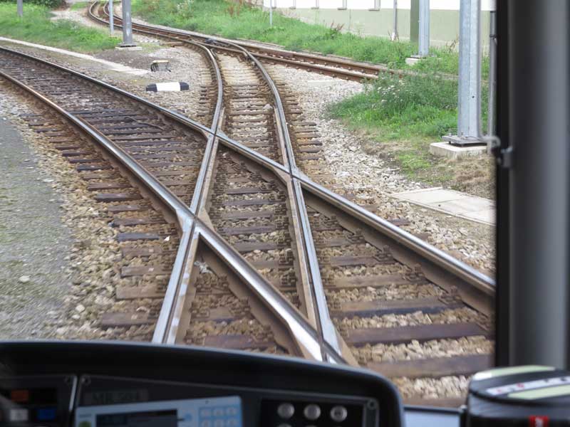 リンツの路面電車(ペストリンブルク登山線)OBB線との異軌間交差