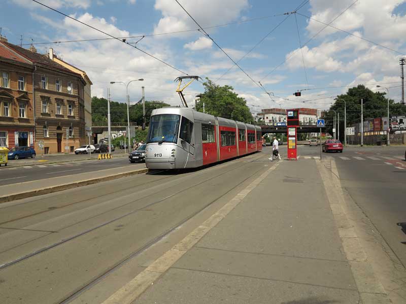 230