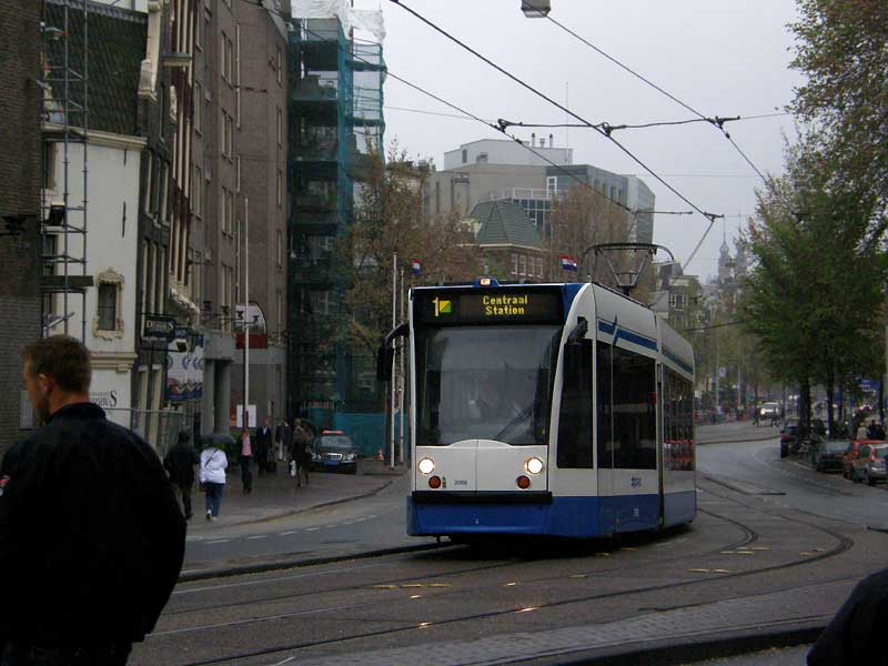 537