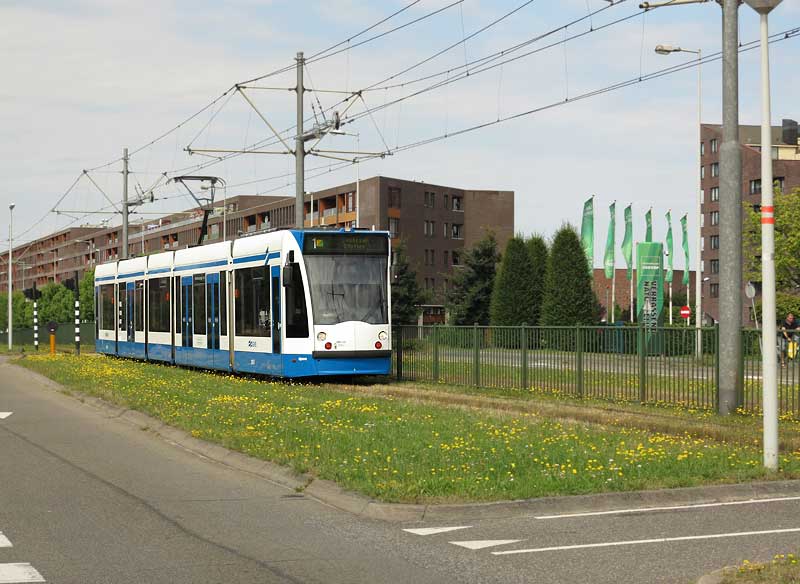 302
