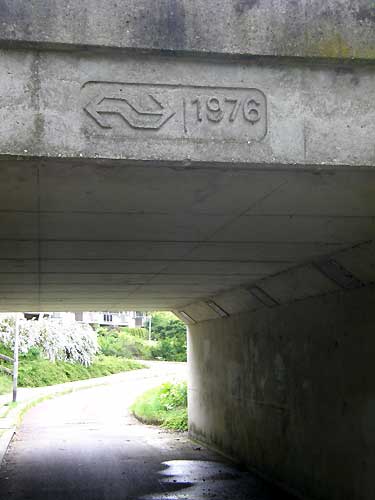 460