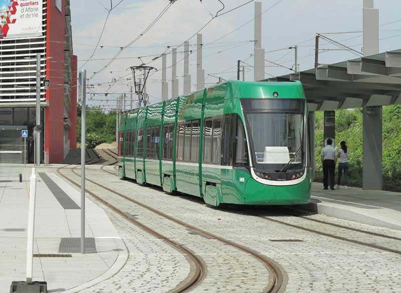 バーゼルの路面電車、フランス領に入りSNCFサンルイ駅