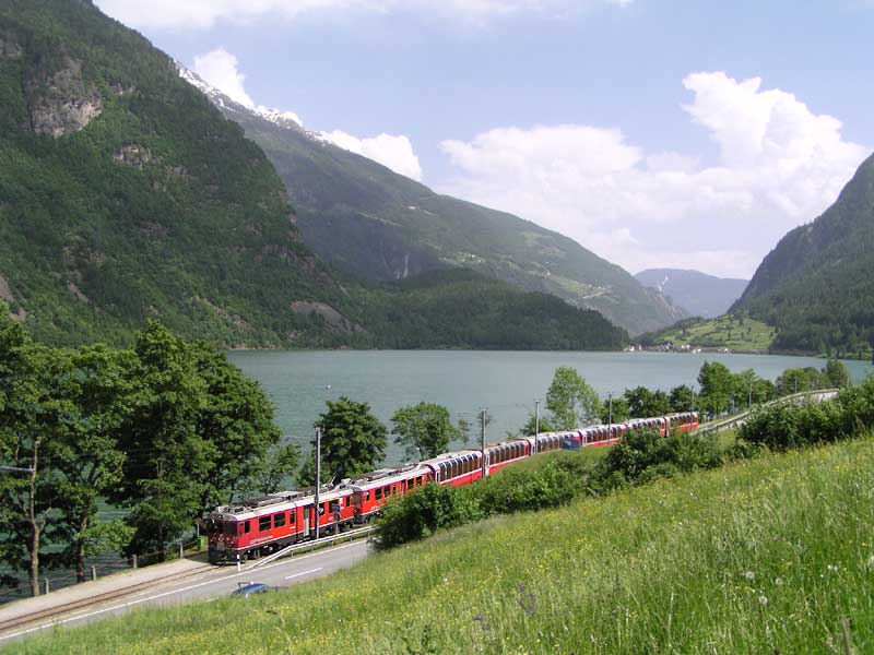 世界遺産レーティッシュ鉄道ベルニナ線ミララーゴ